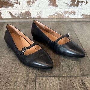 Vionic Black Flats with Buckle Detail
